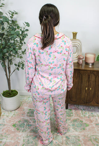 Mistletoe Pajamas LT-Thomas & Co Wholesale-Spring Street Boutique, women's online fashion boutique in Palmer, Alaska